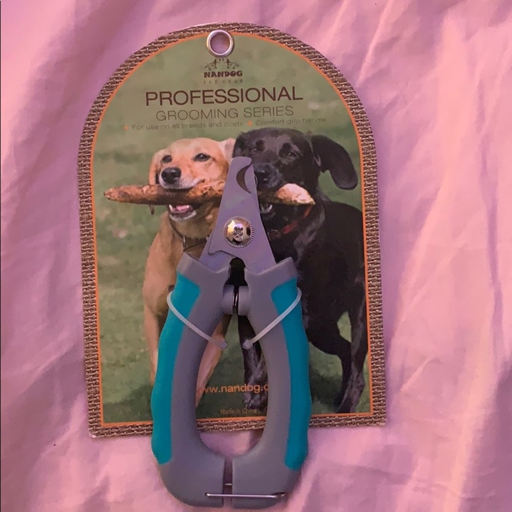 dog nail clippers